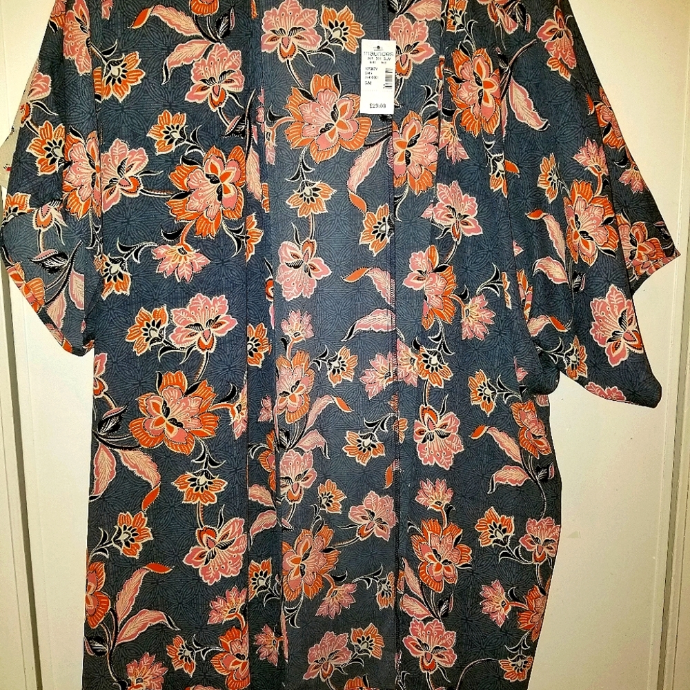 Beautiful kimono fr Maurices Size s/m